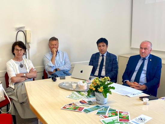  L’assessore Tonina visita il Centro alcologia, antifumo e altre fragilità di Trento 
