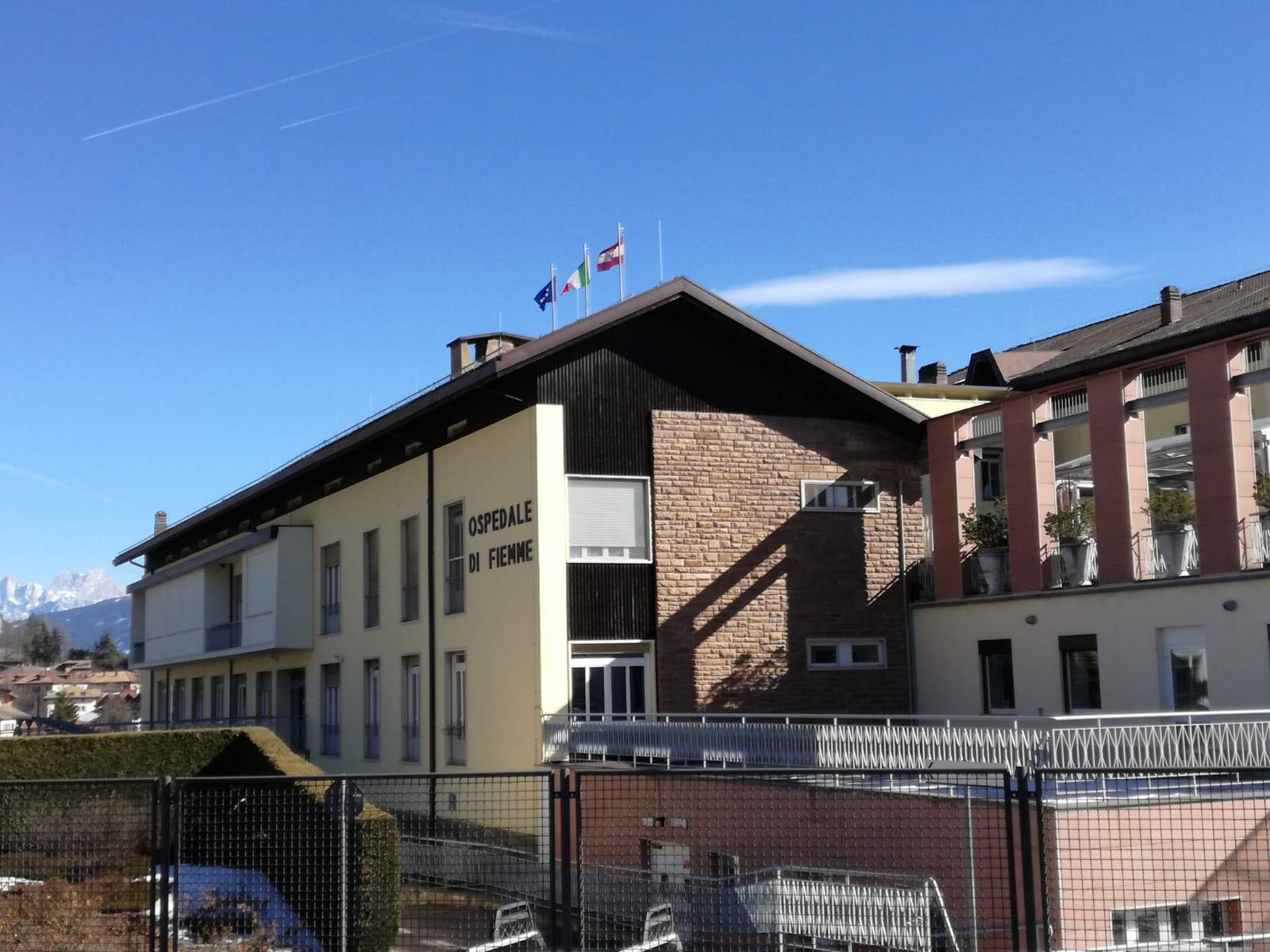 Immagine: Ospedale Cavalese (1).jpg Creative Commons Attributon–ShareAlike 4.0 International (CC BY-SA 4.0)