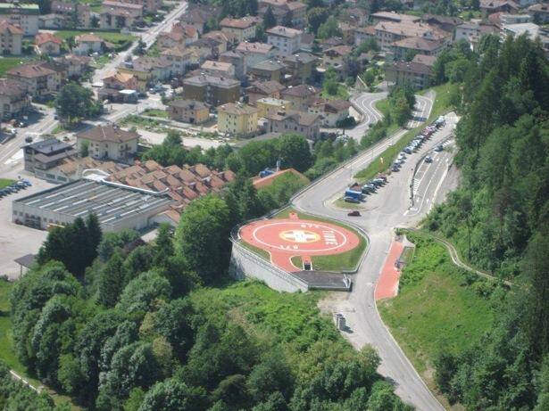 Immagine: piazzola_tione2.bmp Creative Commons Attributon–ShareAlike 4.0 International (CC BY-SA 4.0)