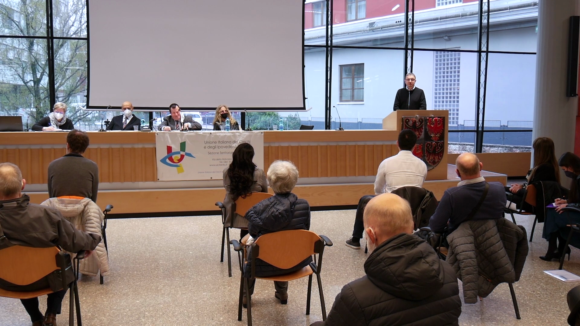 Immagine: vlcsnap-2022-04-02-12h06m42s783 (1).png Creative Commons Attributon–ShareAlike 4.0 International (CC BY-SA 4.0)