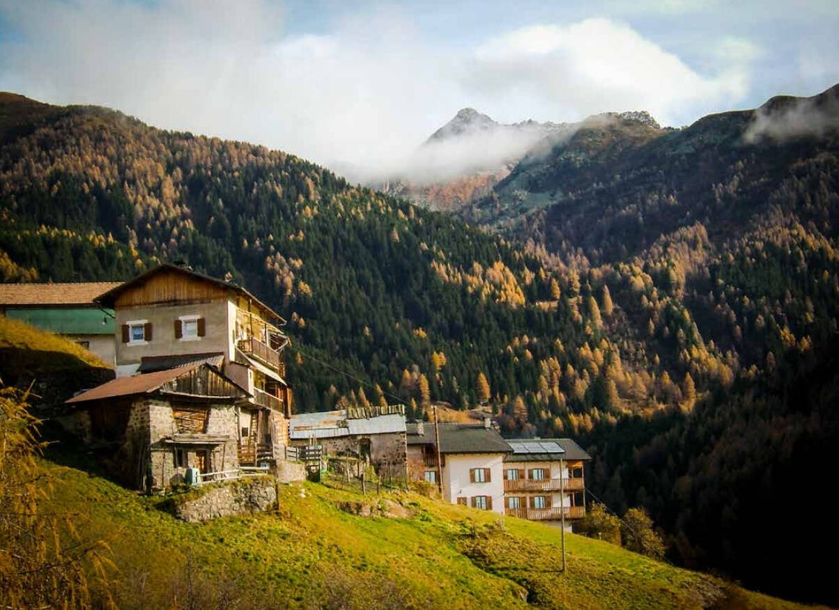 Immagine: mòcheni_autunno_fotoBKI.jpg Creative Commons Attributon–ShareAlike 4.0 International (CC BY-SA 4.0)