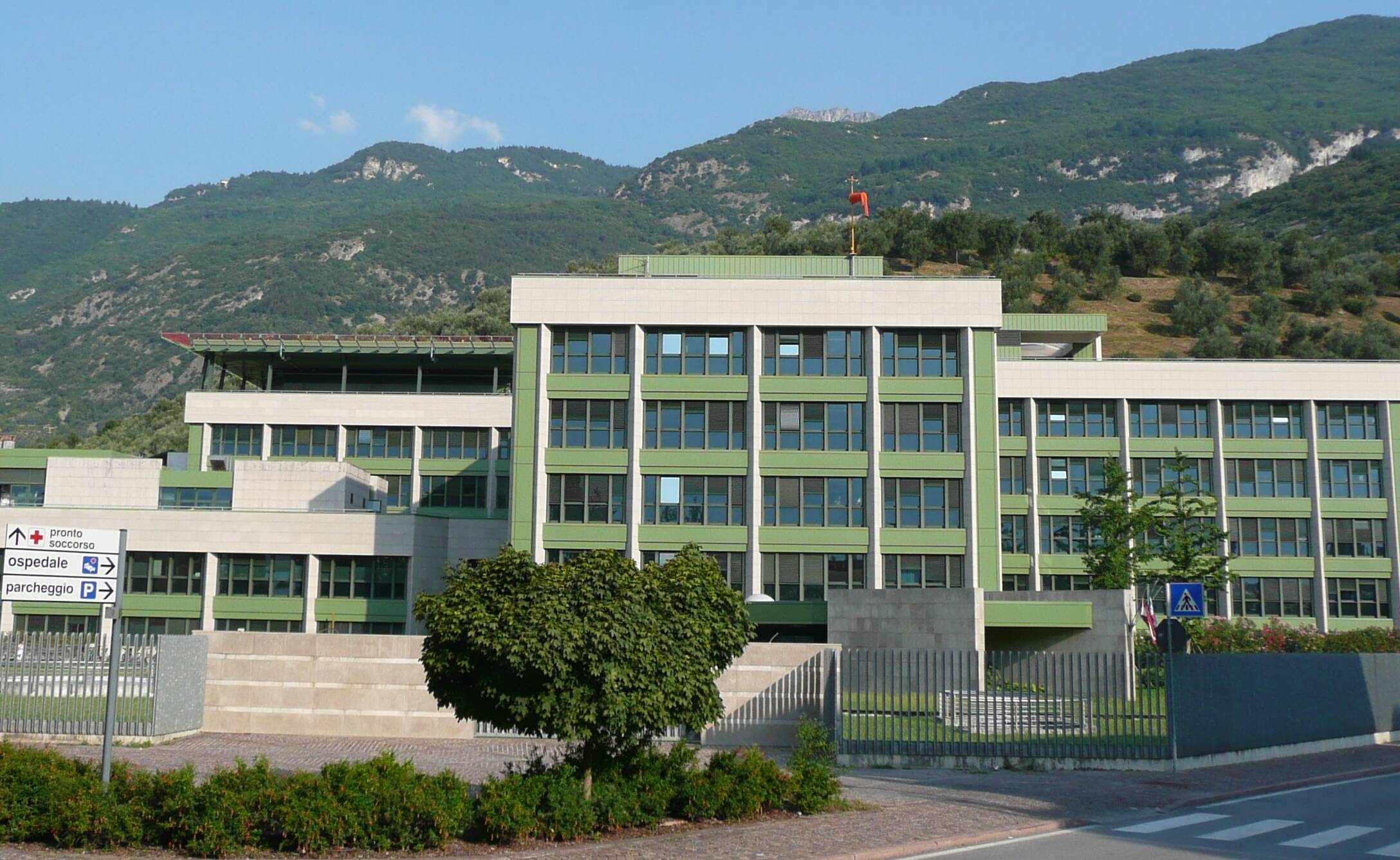 Immagine: foto arco.JPG Creative Commons Attributon–ShareAlike 4.0 International (CC BY-SA 4.0)