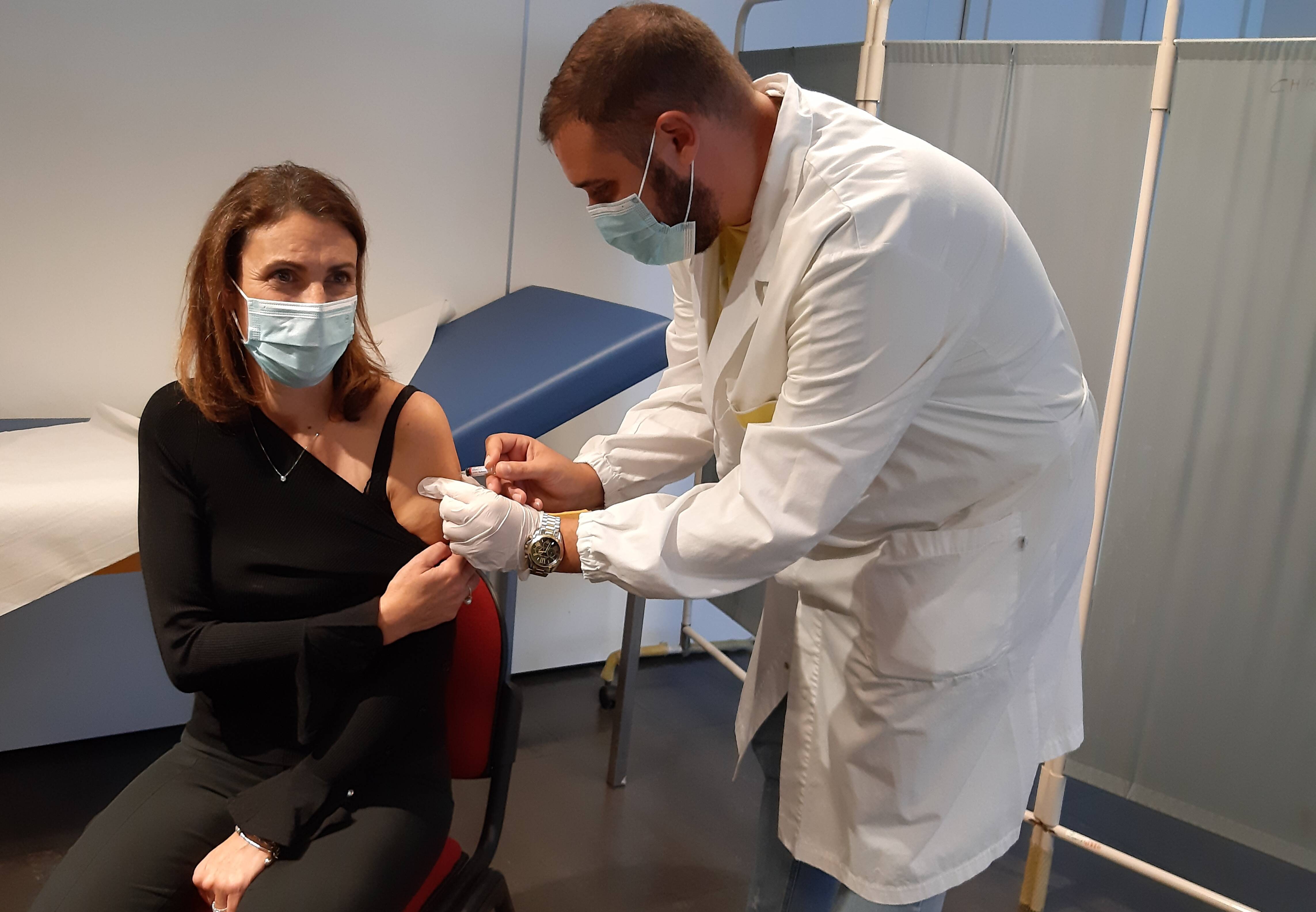 Immagine: presentazione campagna vaccinazione antinfluenzale 10.jpg Creative Commons Attributon–ShareAlike 4.0 International (CC BY-SA 4.0)