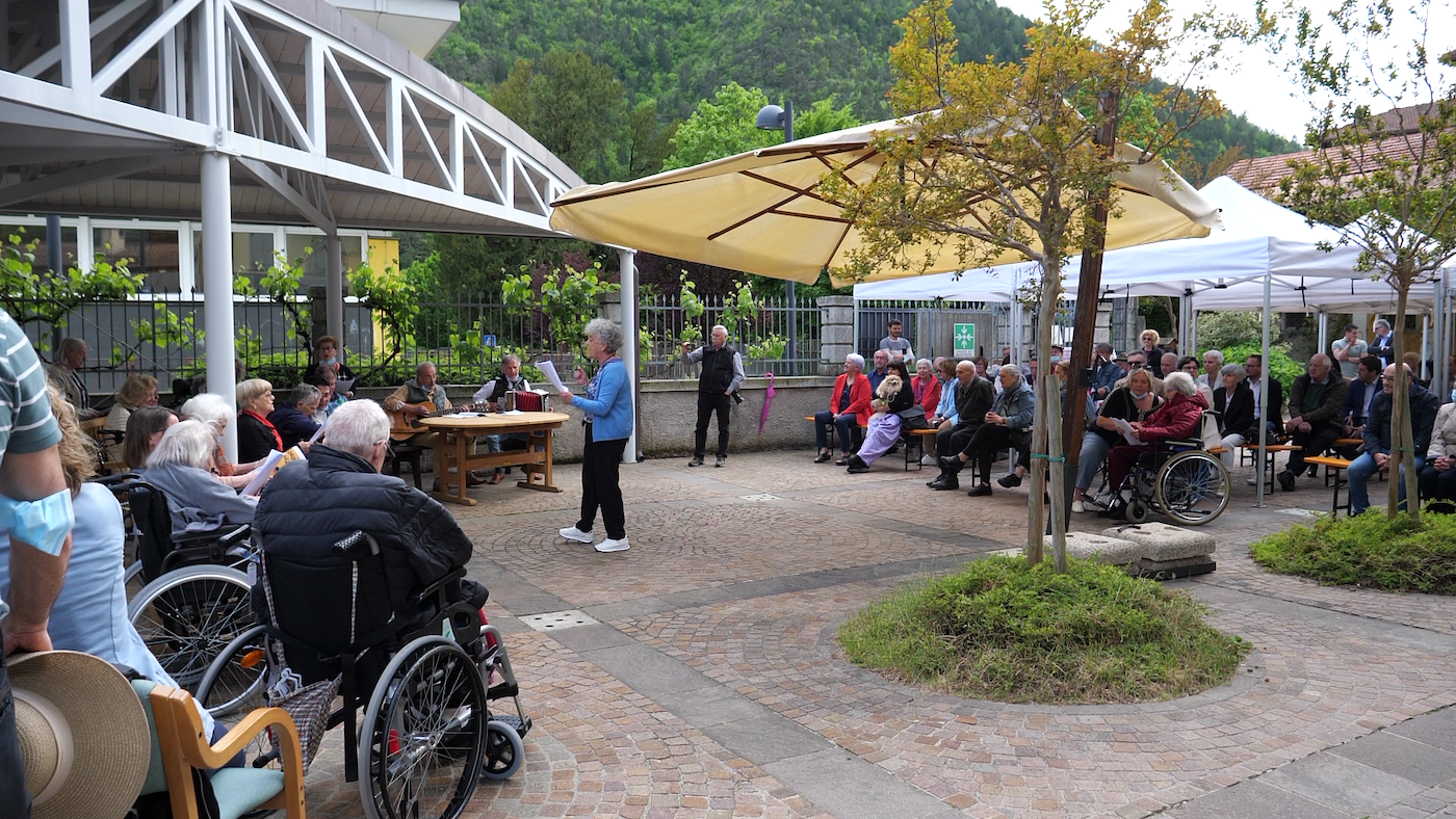 Immagine: b.png Creative Commons Attributon–ShareAlike 4.0 International (CC BY-SA 4.0)