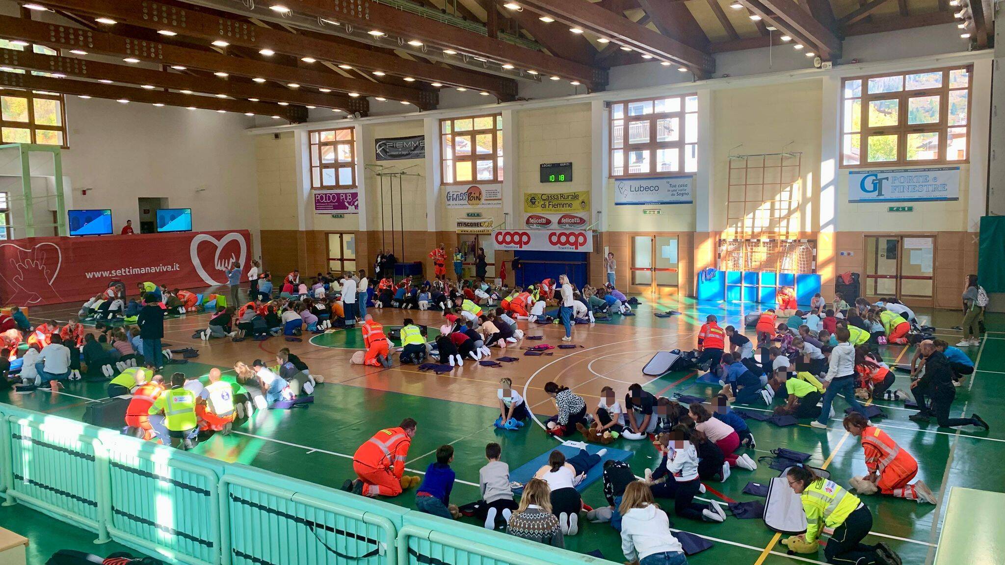 Immagine: Mass training 2.jpeg Creative Commons Attributon–ShareAlike 4.0 International (CC BY-SA 4.0)