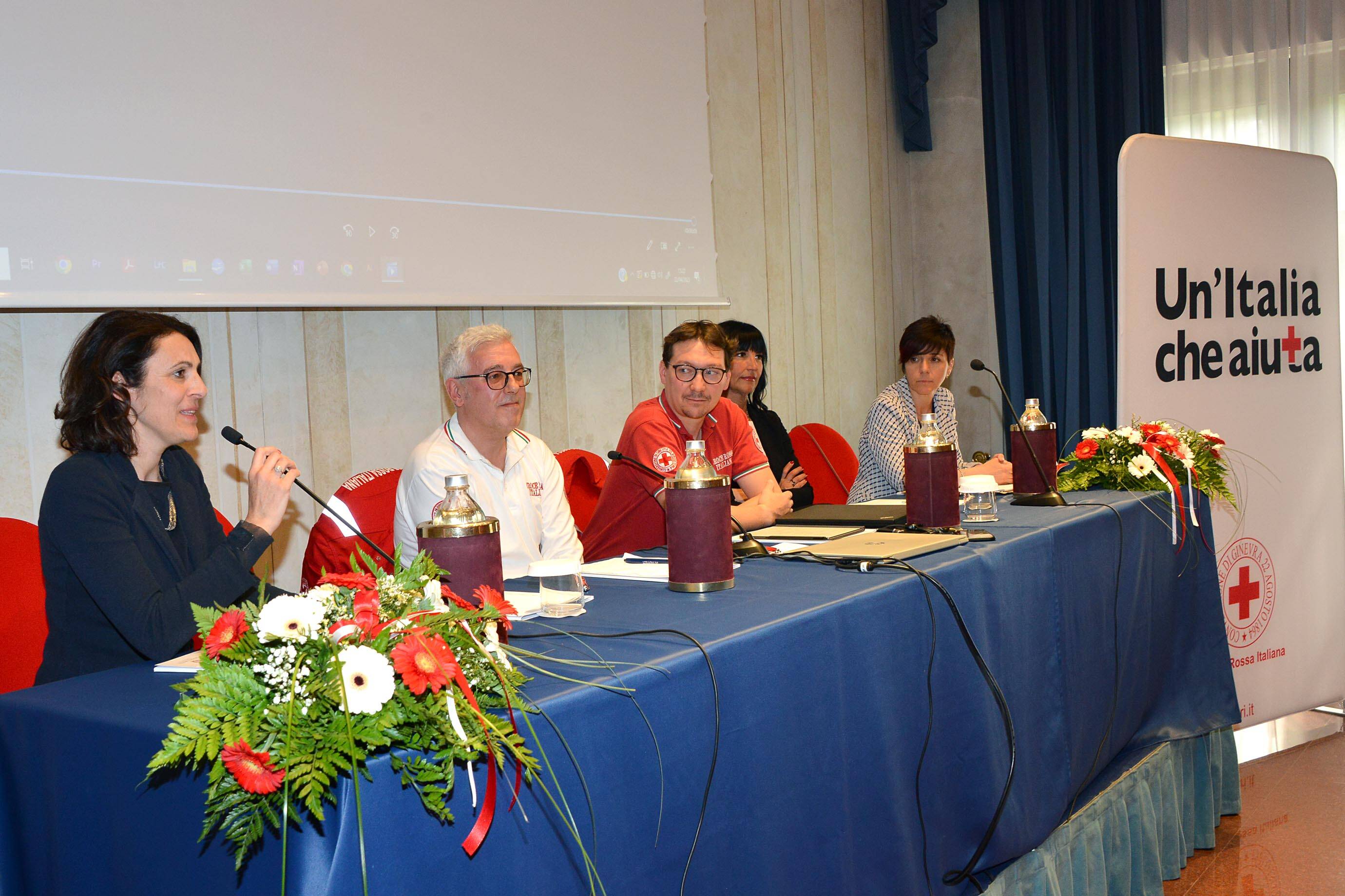 Immagine: Tavola Rotonda Croce Rossa1.jpg Creative Commons Attributon–ShareAlike 4.0 International (CC BY-SA 4.0)