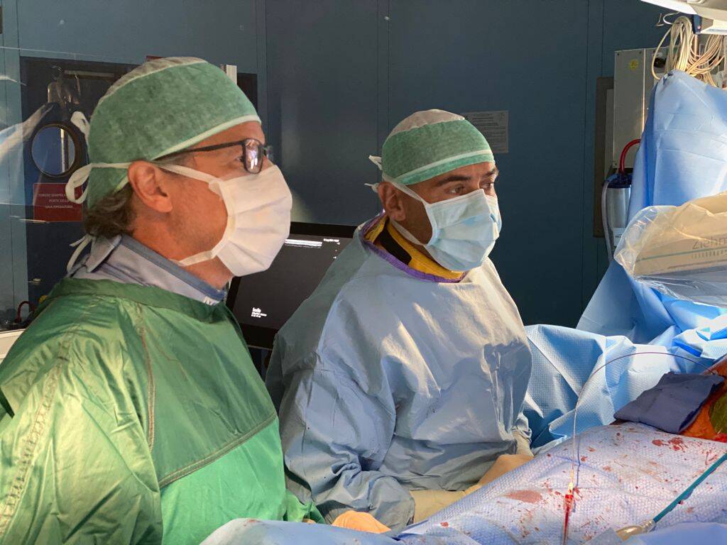 Immagine: intervento chirurgia vascolare2.jpeg Creative Commons Attributon–ShareAlike 4.0 International (CC BY-SA 4.0)