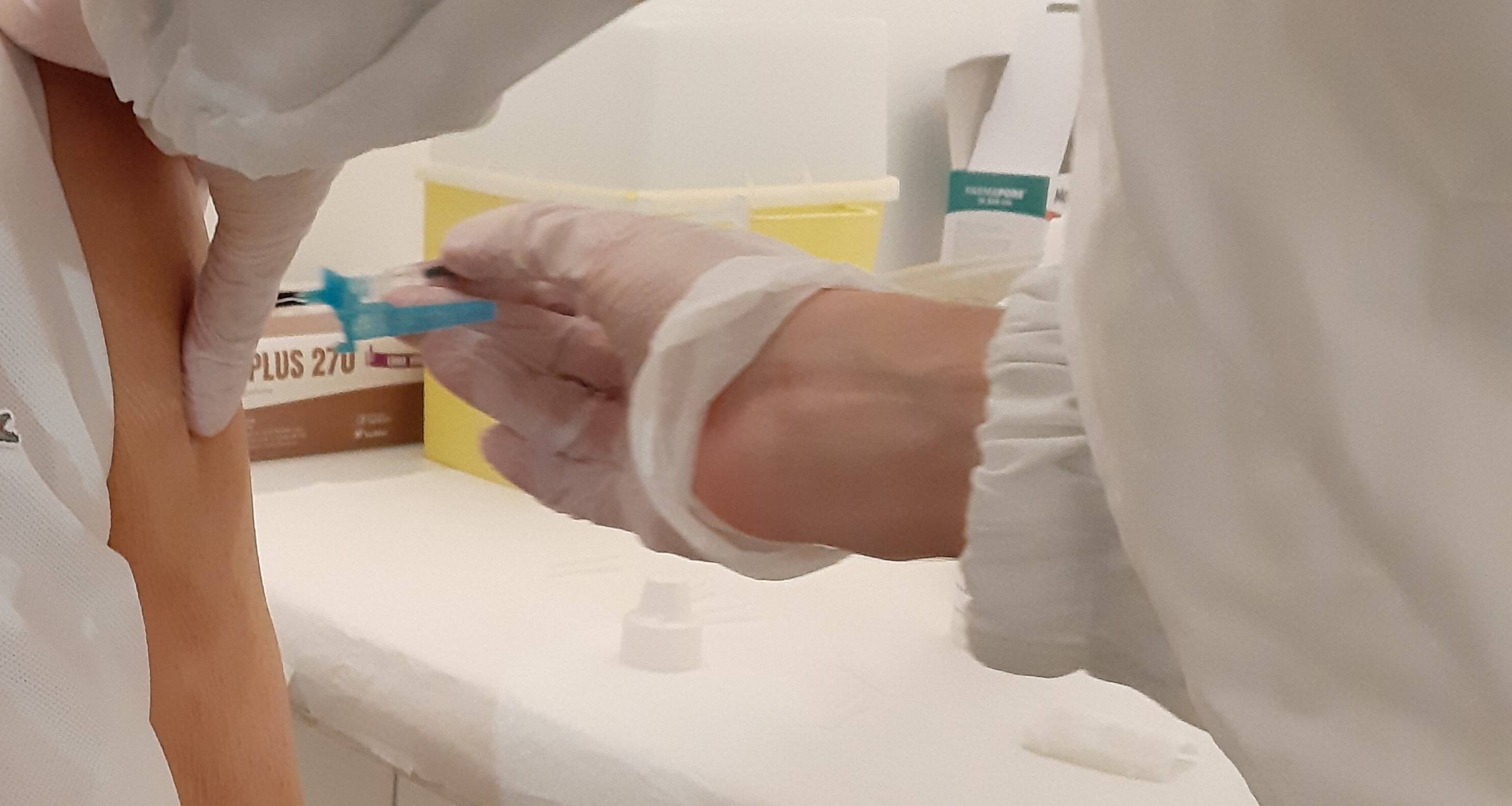 Immagine: vaccinazione anticovid.jpg Creative Commons Attributon–ShareAlike 4.0 International (CC BY-SA 4.0)