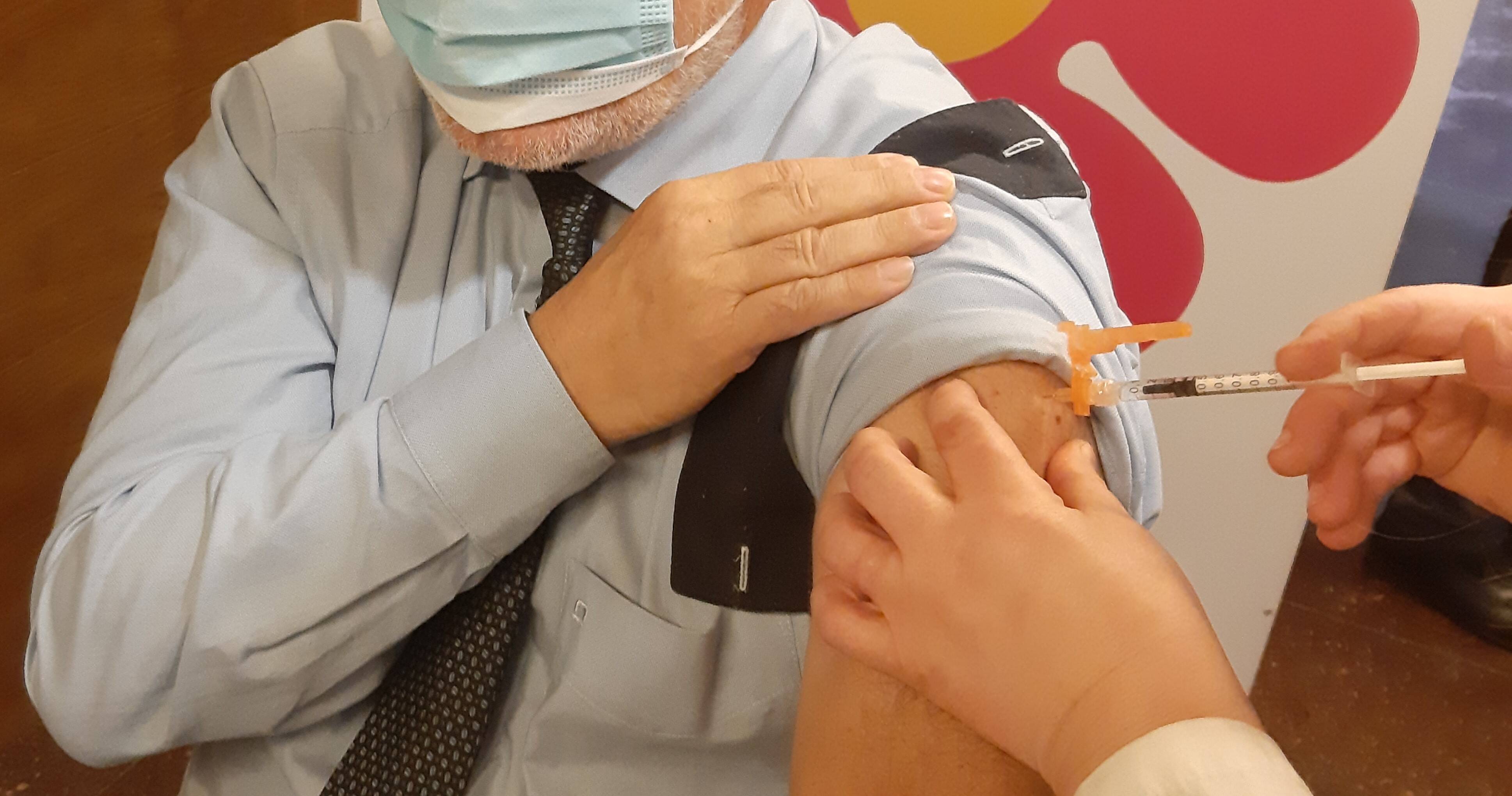 Immagine: vaccinazione-anticovid.jpg Creative Commons Attribution 4.0 International (CC BY 4.0)