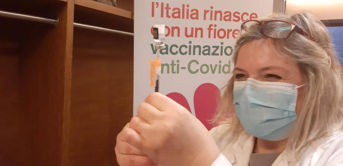 Immagine: vaccinazione-contro-covid-19_imagefullwide.jpg Licenza sconosciuta