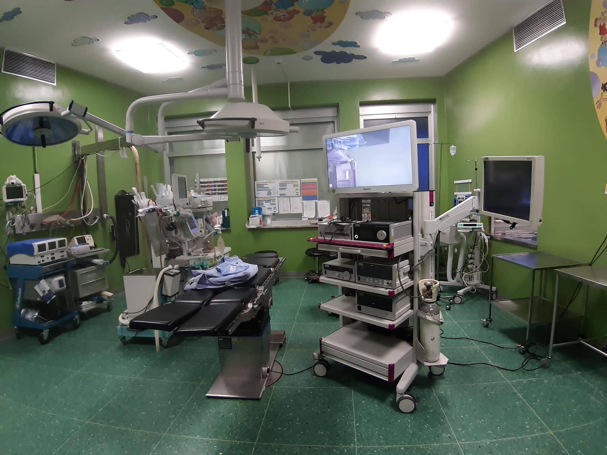 Immagine: colonna laparoscopica 3.jpeg Licenza sconosciuta