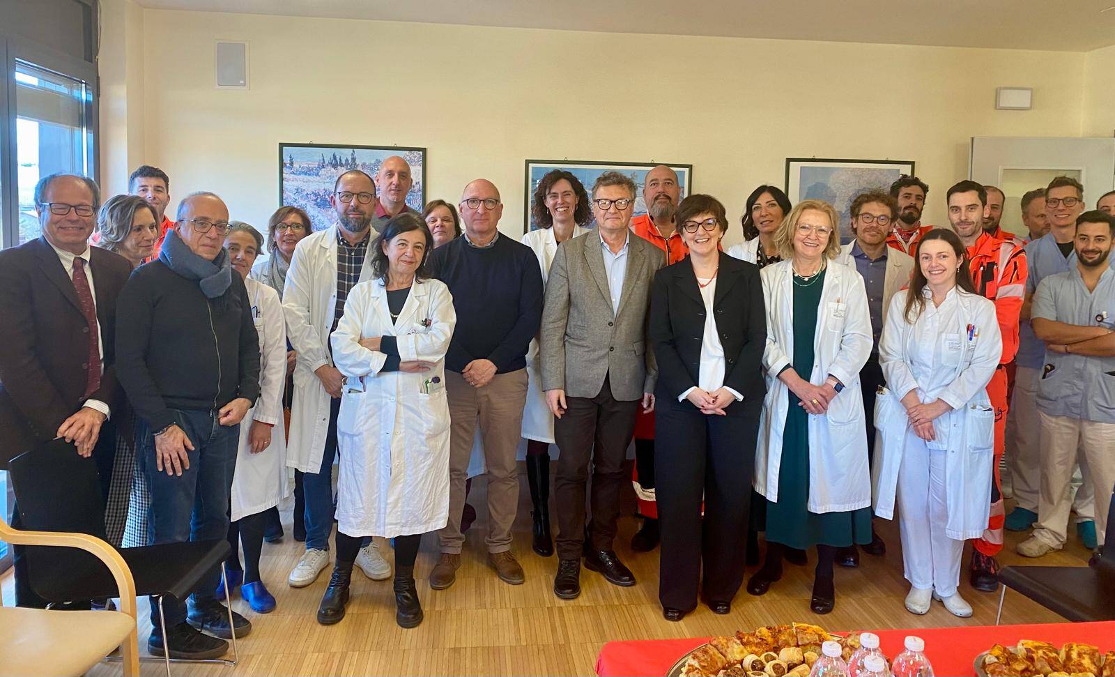 Immagine: visita cles auguri Natale.jpg Creative Commons Attributon–ShareAlike 4.0 International (CC BY-SA 4.0)