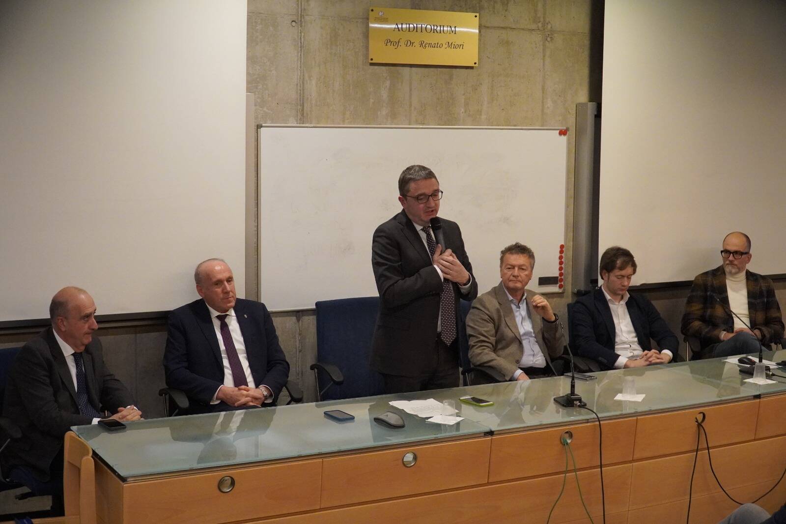 Immagine: auguri natalizi santa chiara 1.jpeg Creative Commons Attributon–ShareAlike 4.0 International (CC BY-SA 4.0)