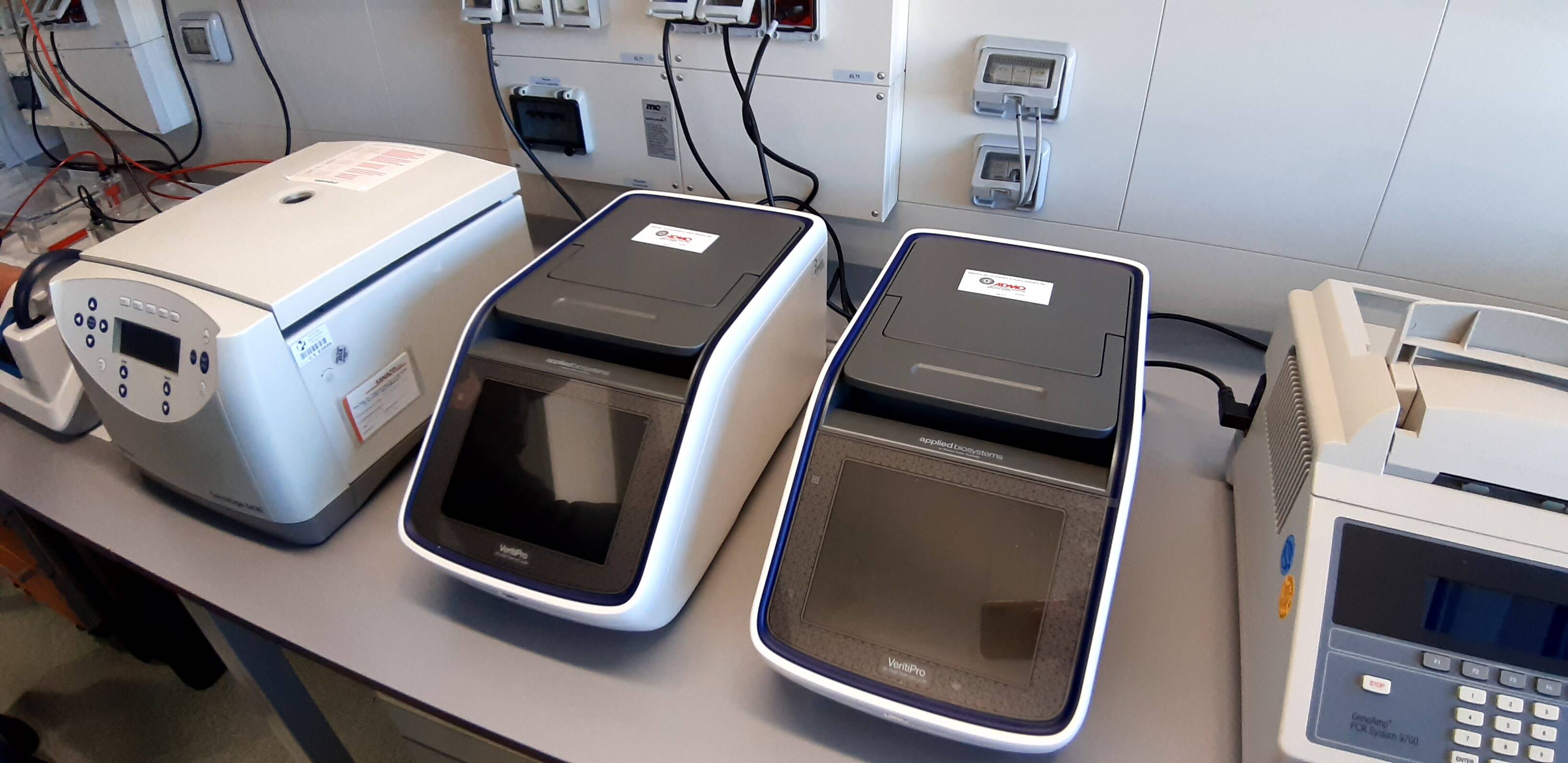 Immagine: donazione admo a laboratorio tipizzazione hla 4.jpg Creative Commons Attributon–ShareAlike 4.0 International (CC BY-SA 4.0)